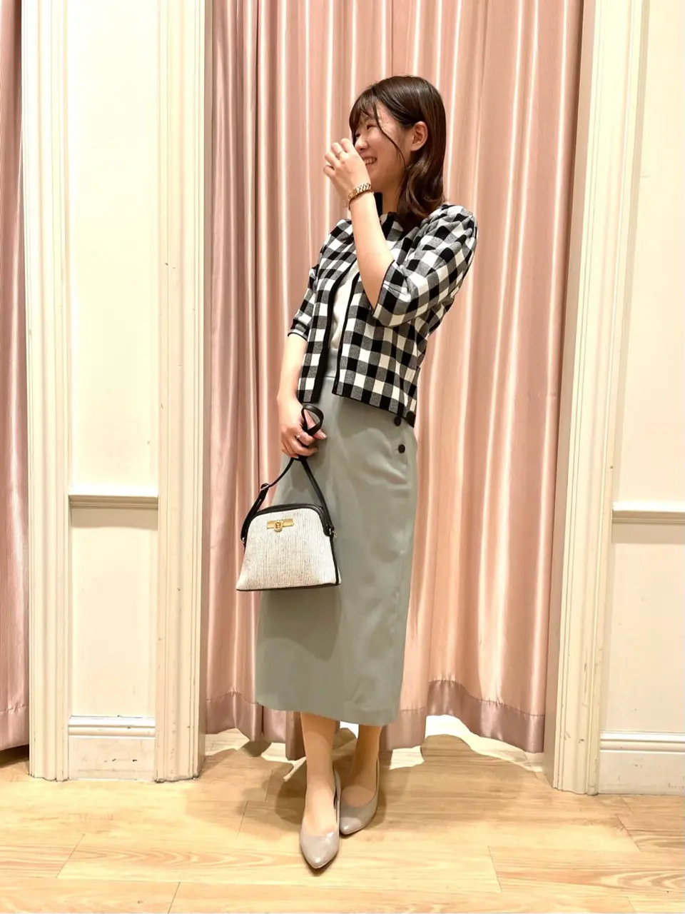 組曲 スタッフ コーディネート画像