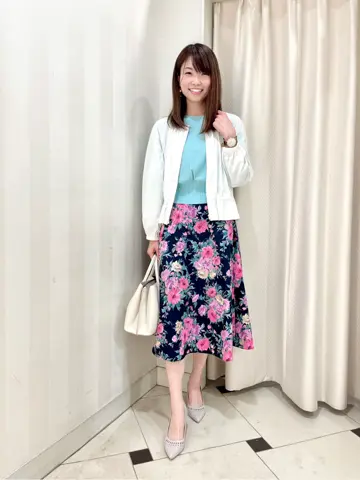 組曲 金井 コーディネート画像