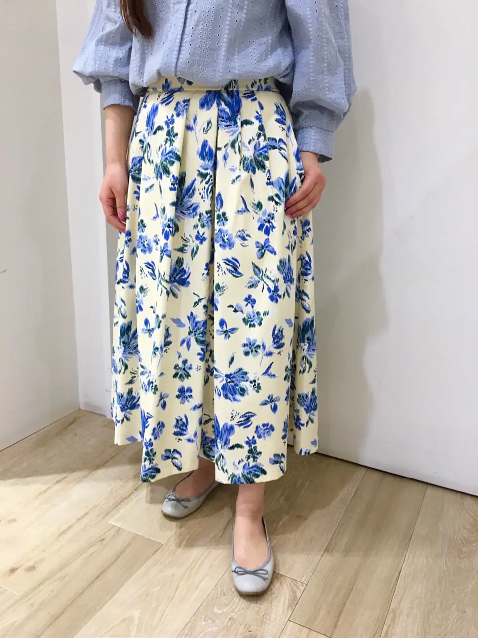 組曲 スタッフ コーディネート画像