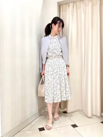 組曲 金井 コーディネート画像