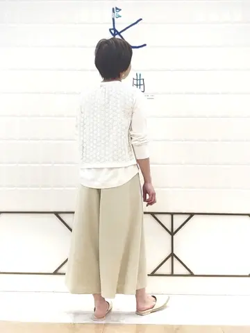 組曲 井上 コーディネート画像