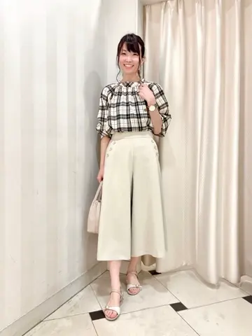 組曲 金井 コーディネート画像