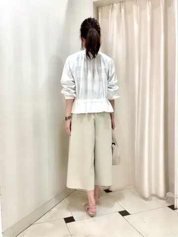 組曲 金井 コーディネート画像