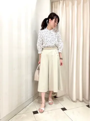 組曲 金井 コーディネート画像