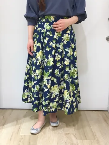 組曲 スタッフ コーディネート画像