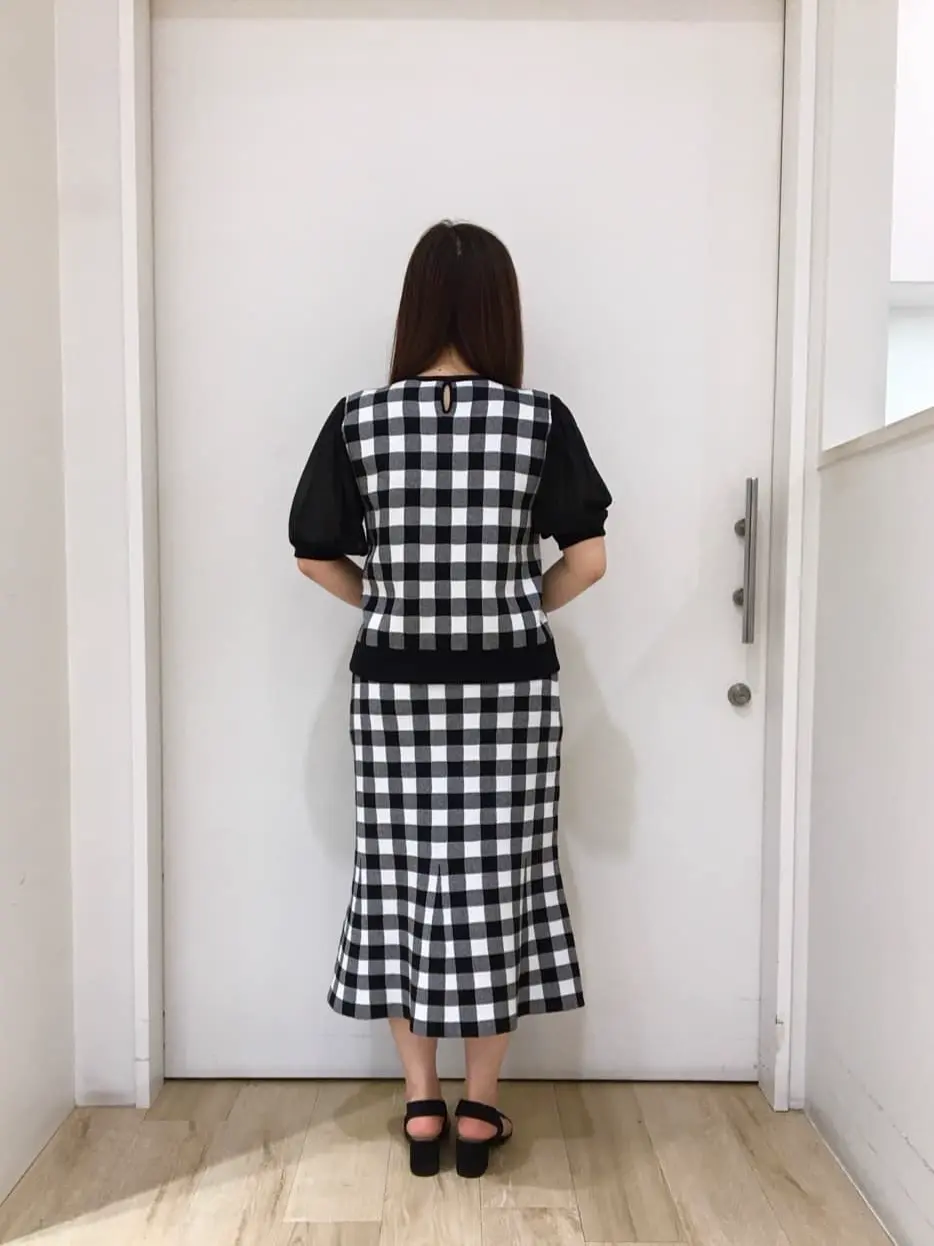 組曲 スタッフ コーディネート画像