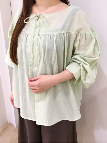 組曲 スタッフ コーディネート画像