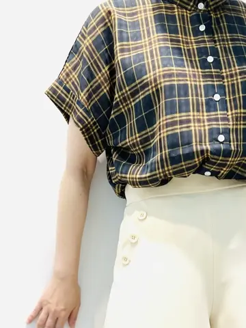 組曲 岡本 コーディネート画像