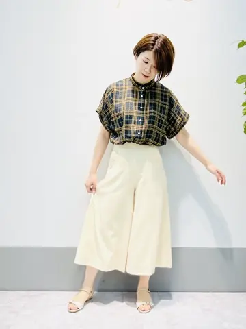 組曲 岡本 コーディネート画像