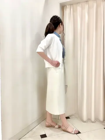 組曲 金井 コーディネート画像