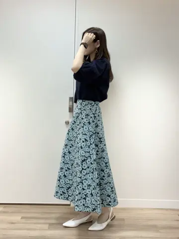 組曲 岩田 コーディネート画像