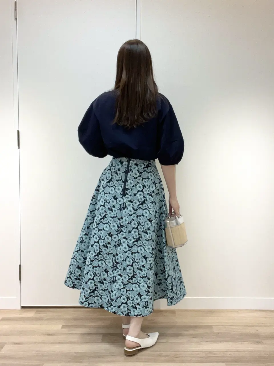 組曲 岩田 コーディネート画像