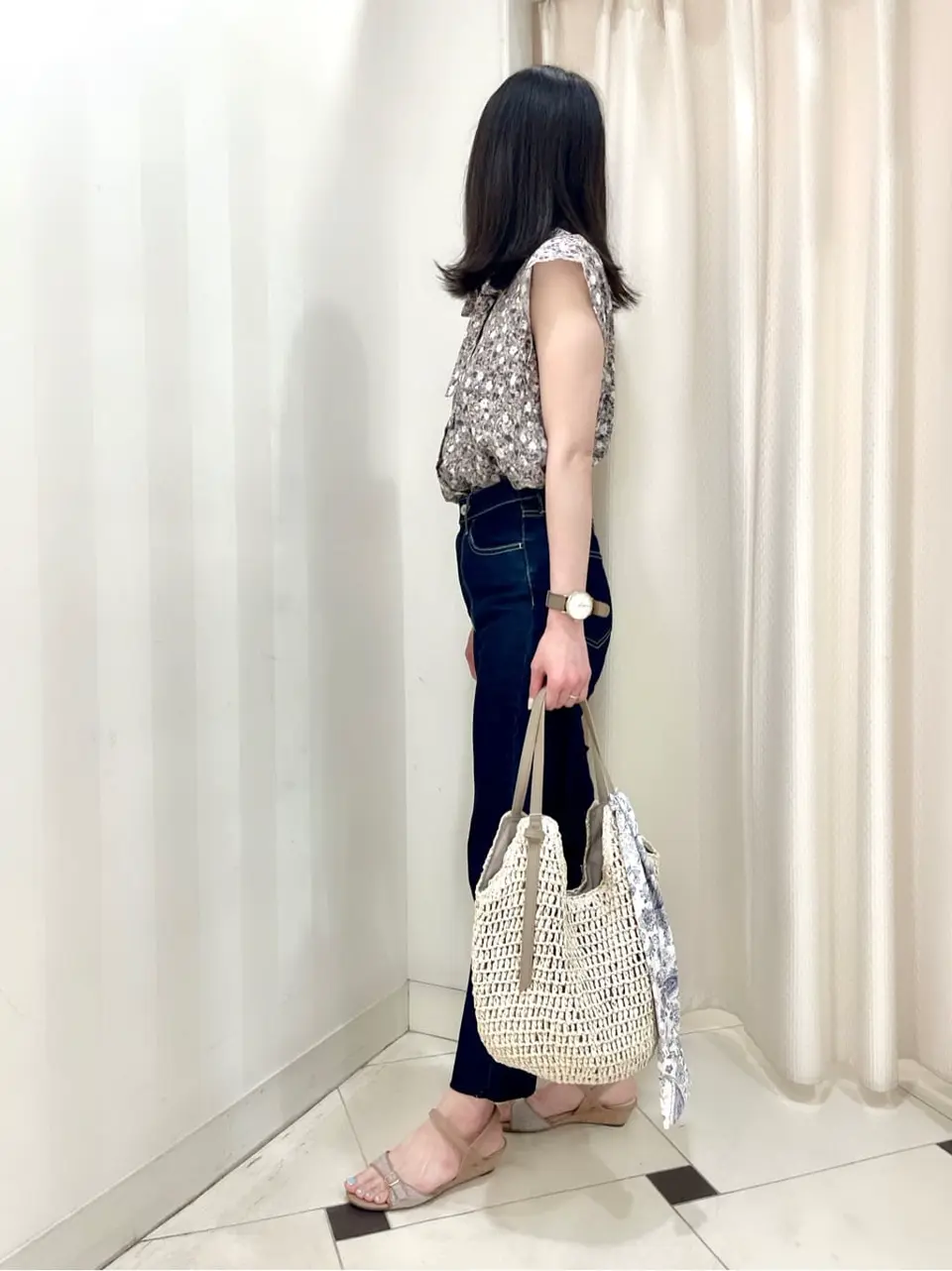 組曲 金井 コーディネート画像