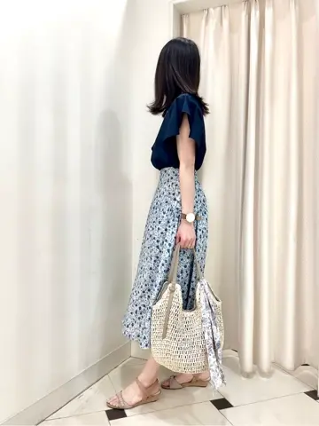 組曲 金井 コーディネート画像