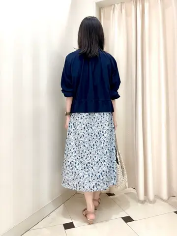 組曲 金井 コーディネート画像