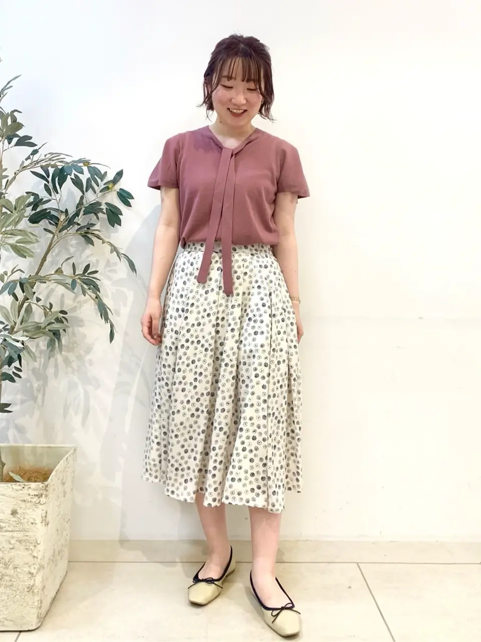 組曲 石井 コーディネート画像