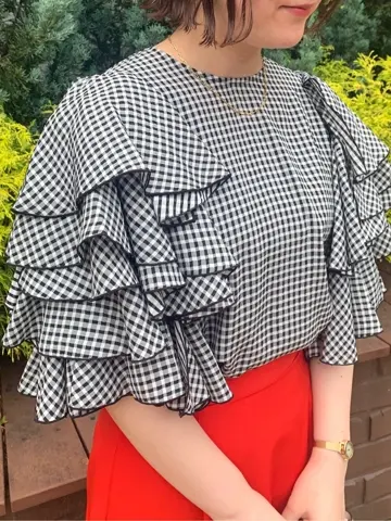 組曲 石井 コーディネート画像