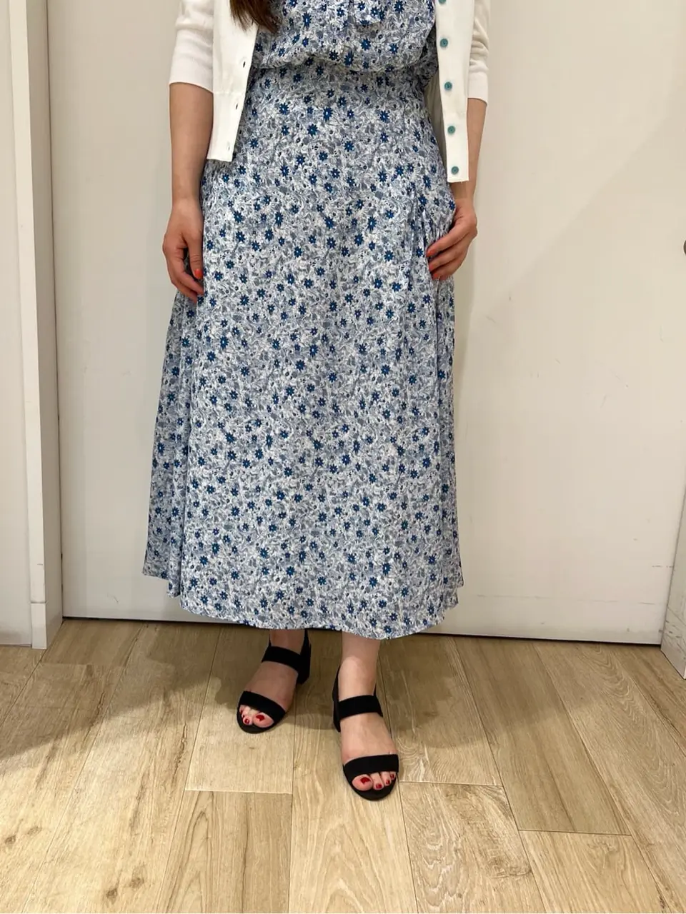 組曲 スタッフ コーディネート画像