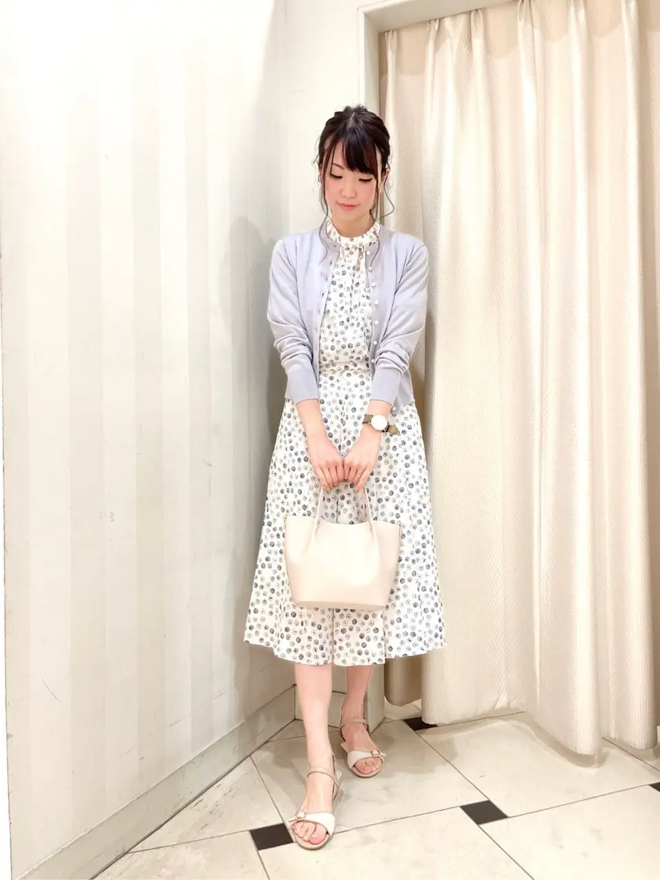 組曲 金井 コーディネート画像