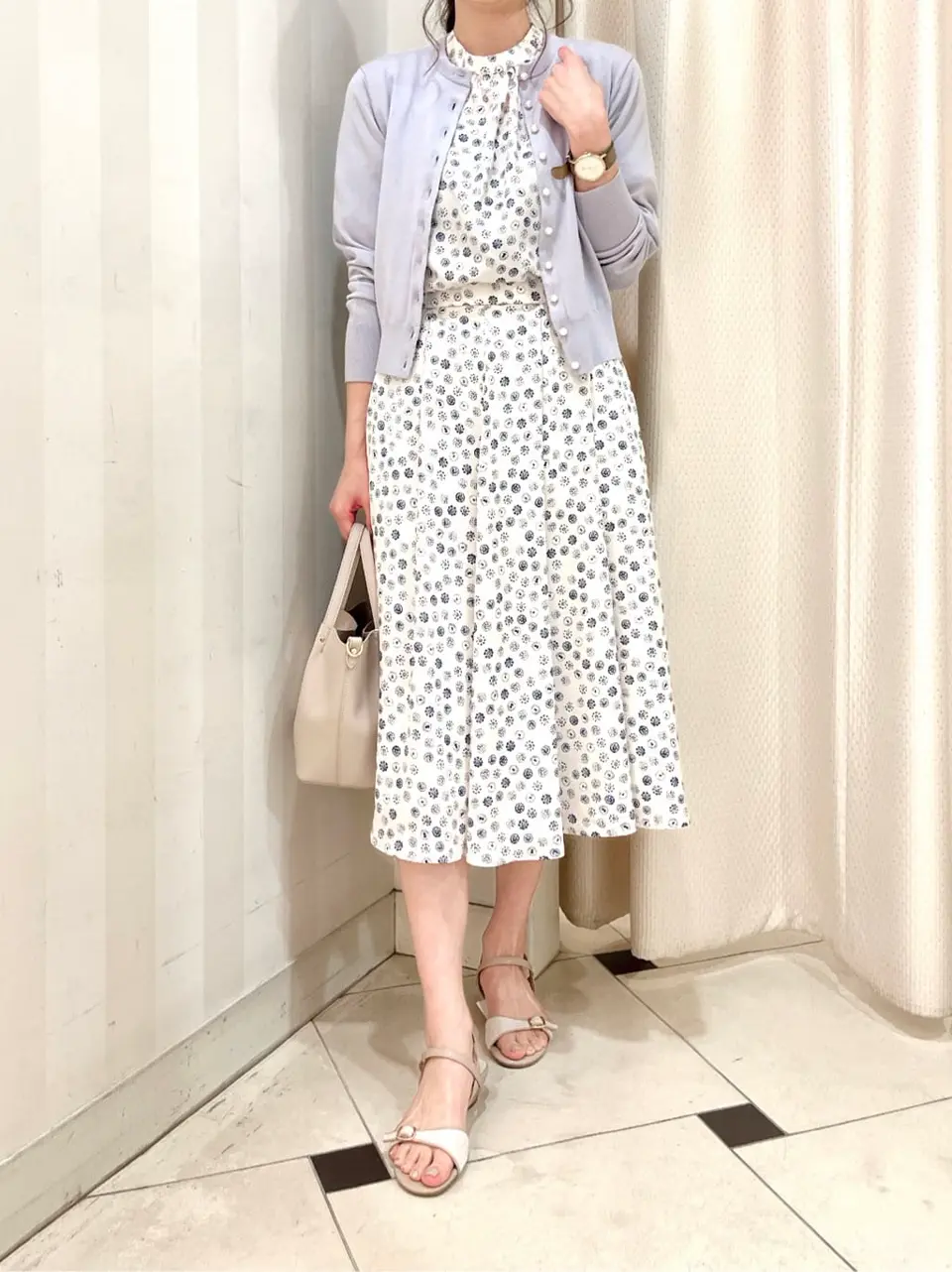 組曲 金井 コーディネート画像