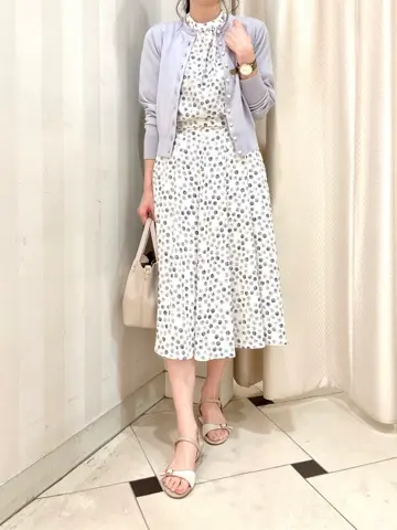 組曲 金井 コーディネート画像