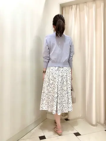 組曲 金井 コーディネート画像