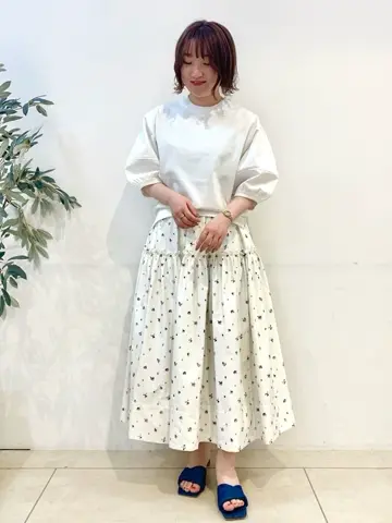 組曲 石井 コーディネート画像