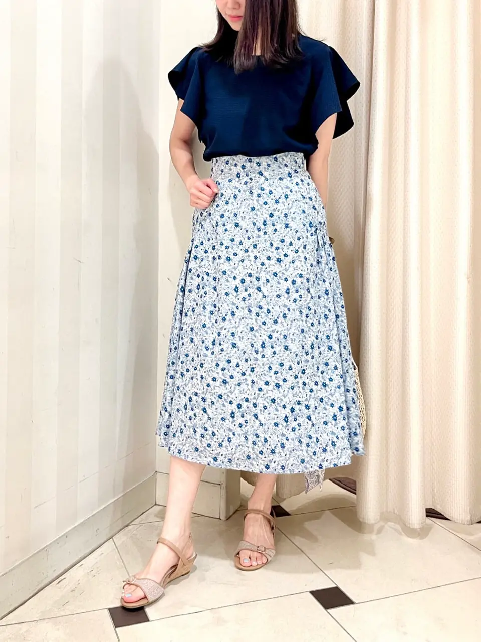 組曲 金井 コーディネート画像