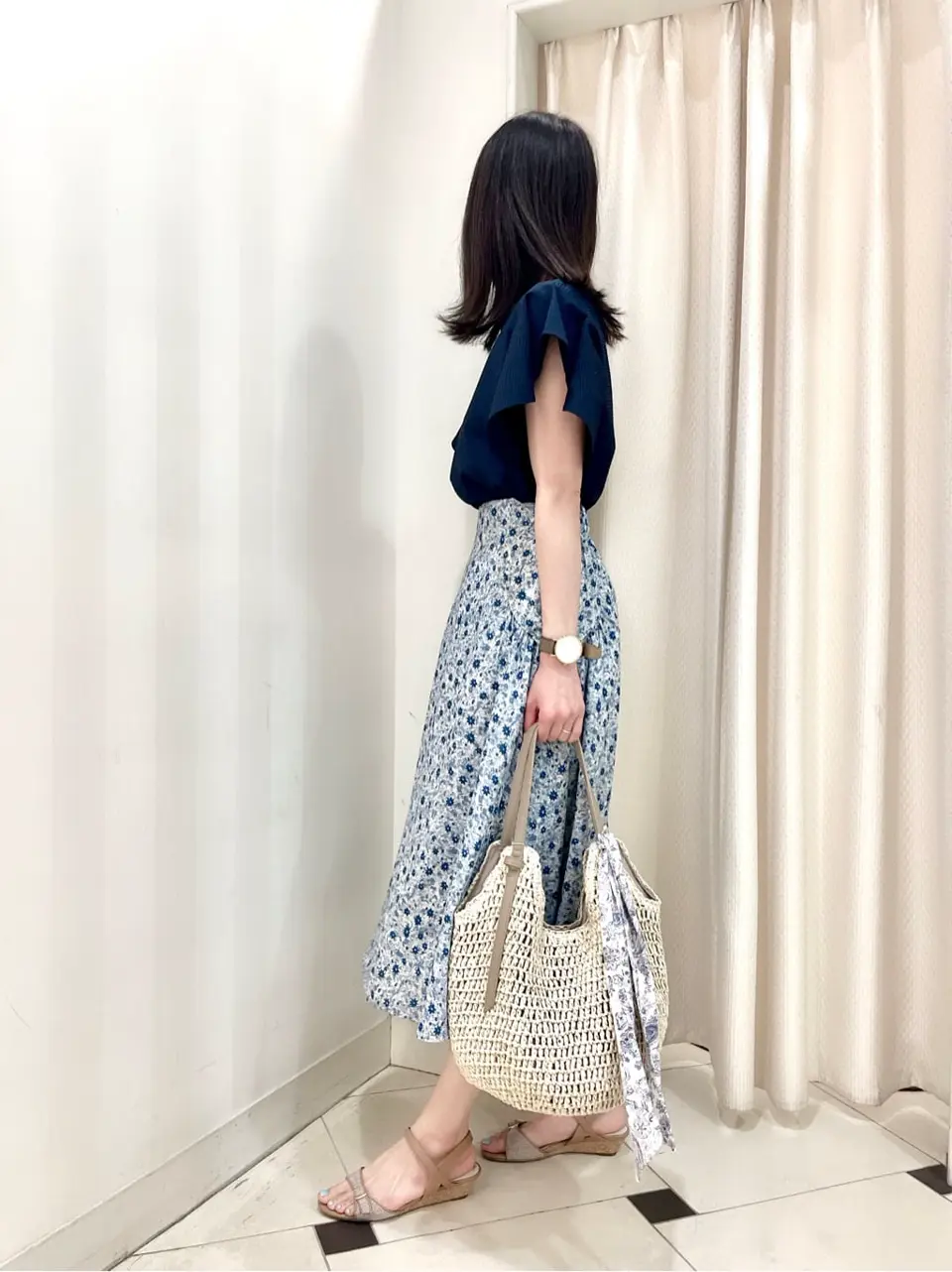 組曲 金井 コーディネート画像