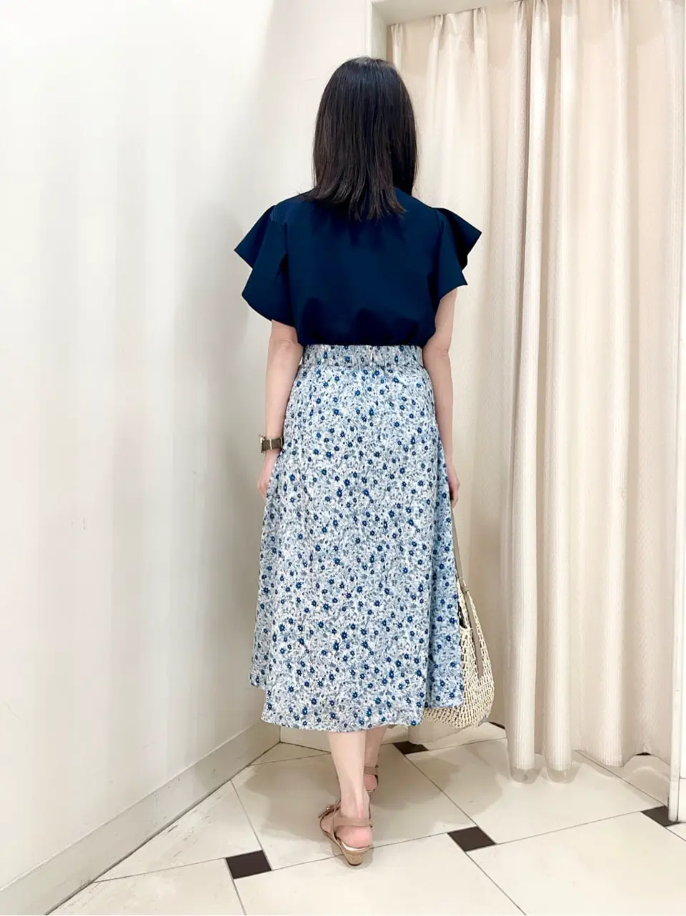 組曲 金井 コーディネート画像