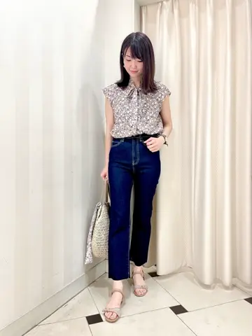 組曲 金井 コーディネート画像