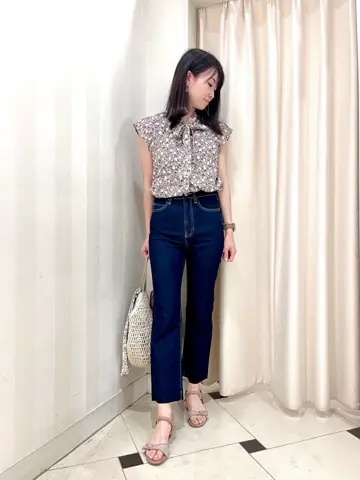 組曲 金井 コーディネート画像