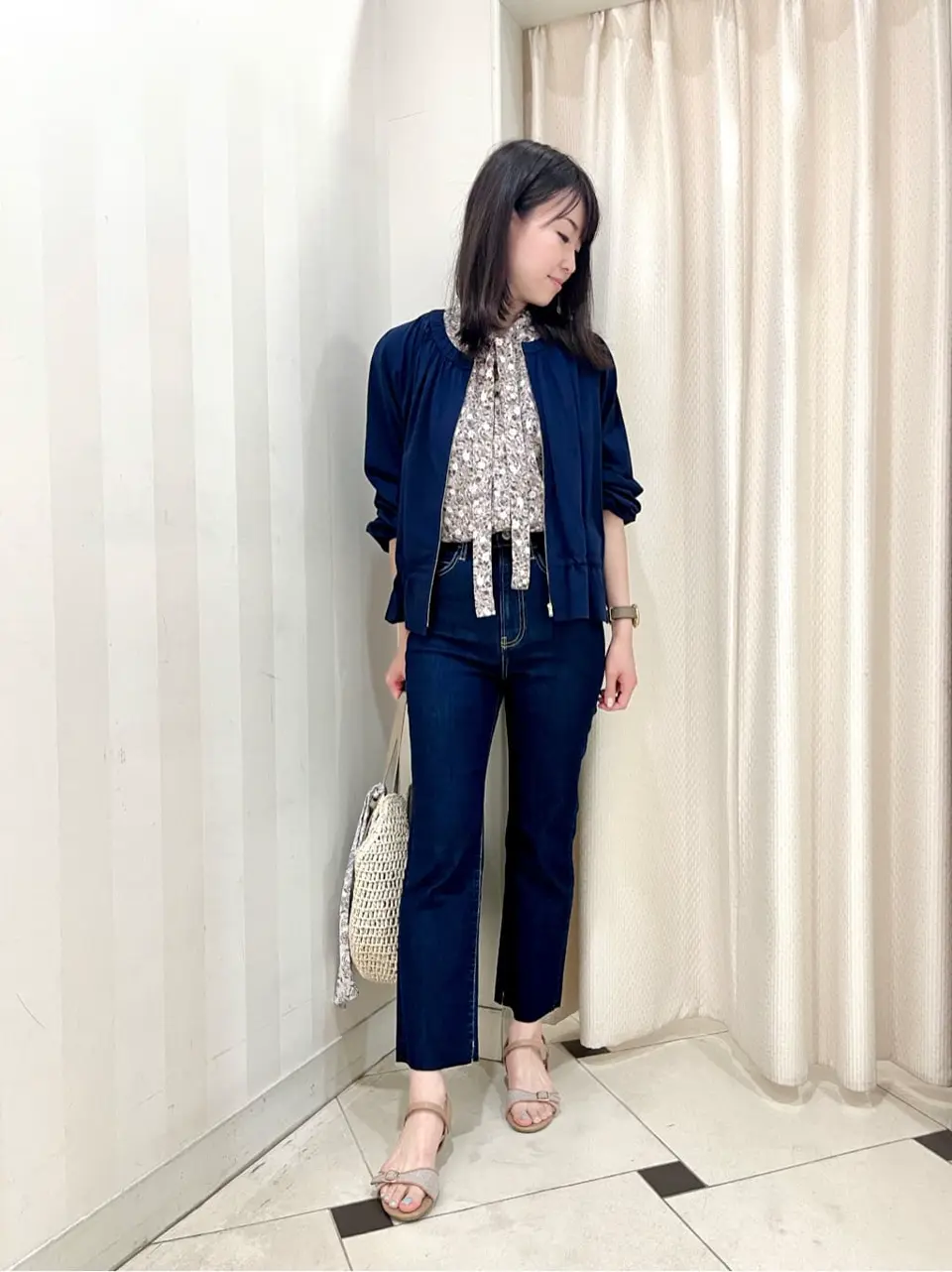 組曲 金井 コーディネート画像