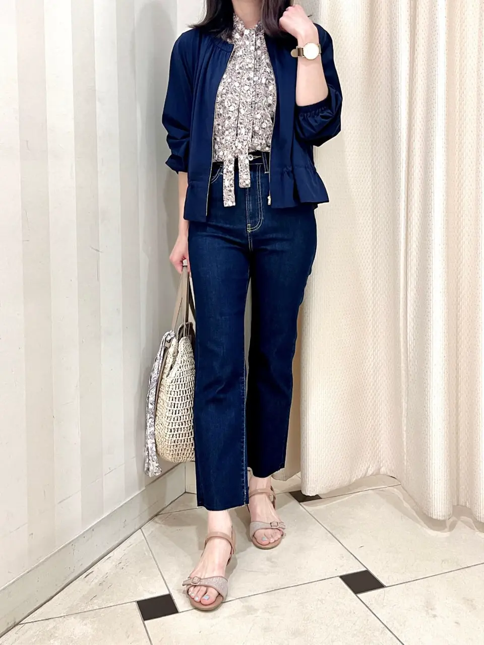 組曲 金井 コーディネート画像