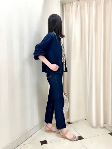 組曲 金井 コーディネート画像