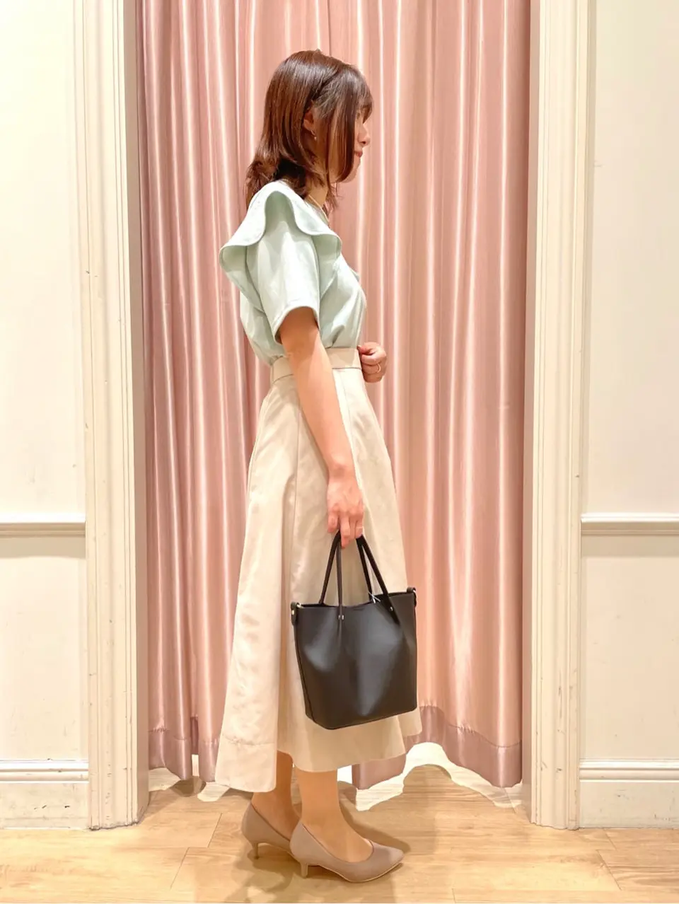 組曲 スタッフ コーディネート画像