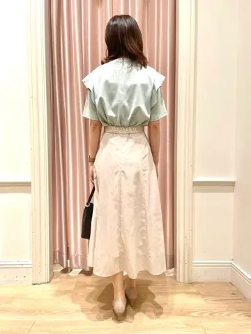 組曲 スタッフ コーディネート画像