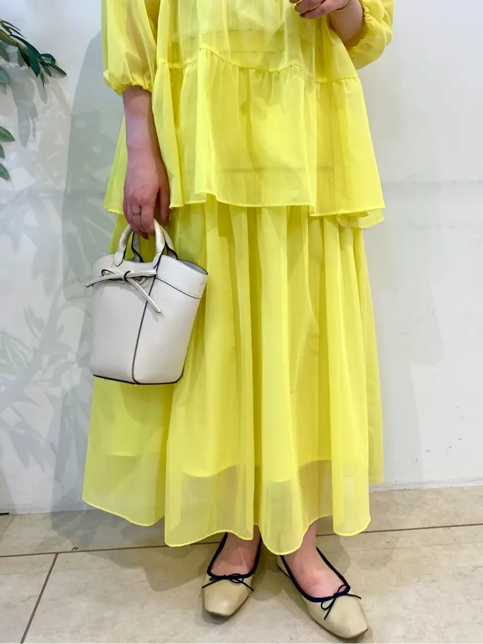 組曲 石井 コーディネート画像