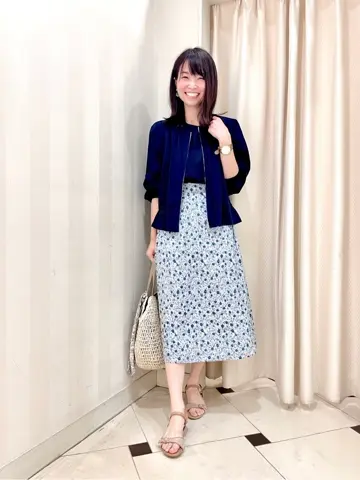 組曲 金井 コーディネート画像