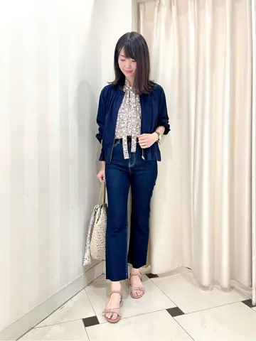 組曲 金井 コーディネート画像