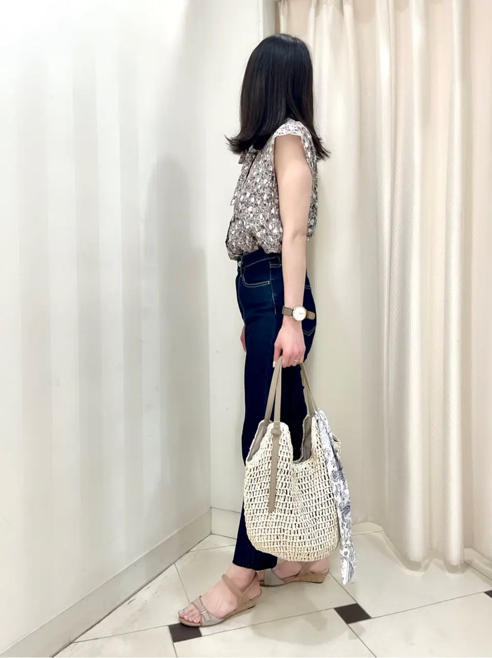 組曲 金井 コーディネート画像