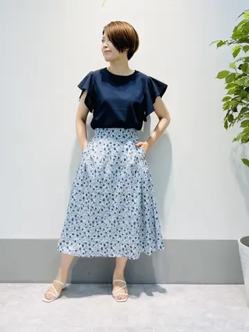 組曲 岡本 コーディネート画像