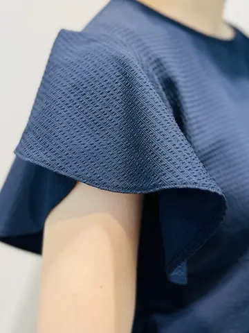 組曲 岡本 コーディネート画像