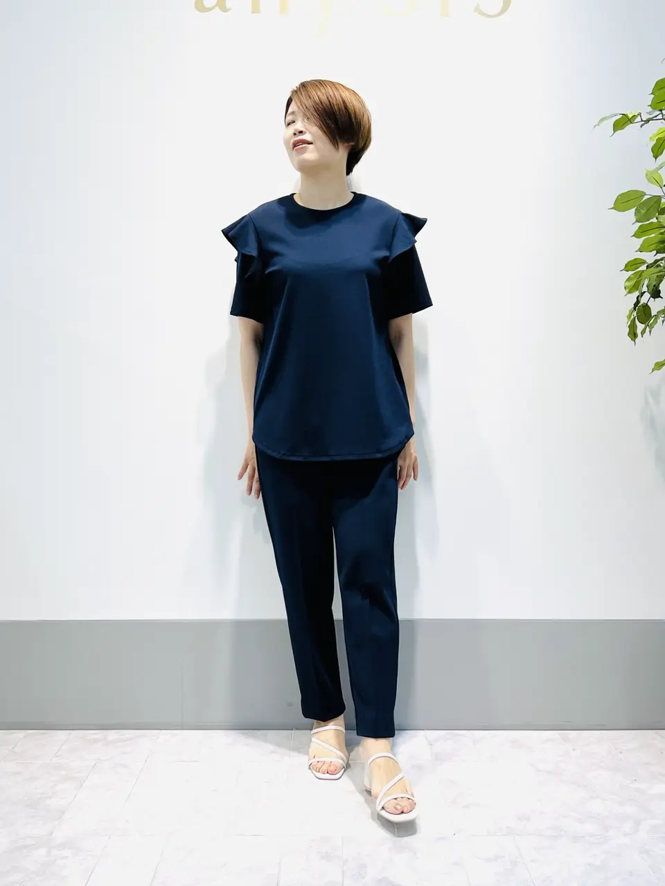 組曲 岡本 コーディネート画像