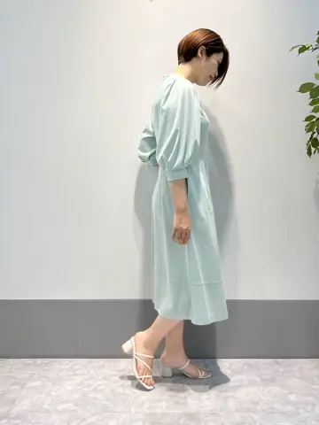 組曲 岡本 コーディネート画像