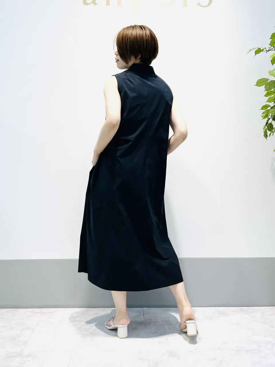 組曲 岡本 コーディネート画像