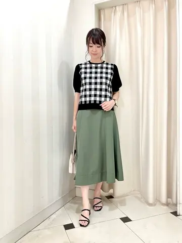 組曲 金井 コーディネート画像