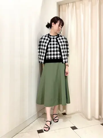 組曲 金井 コーディネート画像