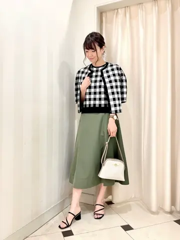 組曲 金井 コーディネート画像