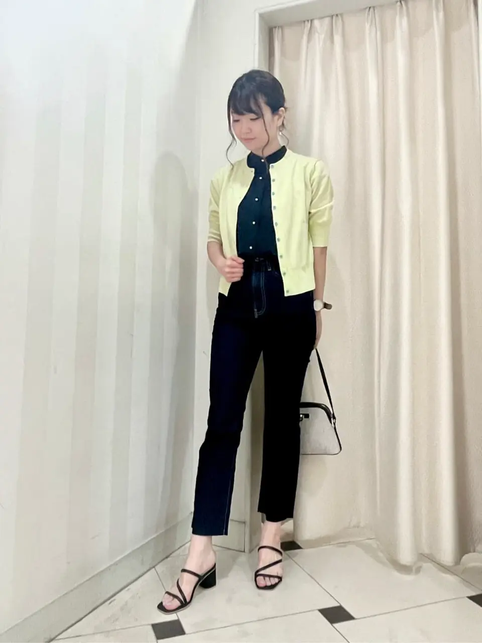 組曲 金井 コーディネート画像